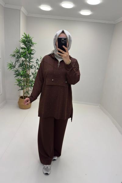 Taş Detaylı Triko Takım Kahverengi