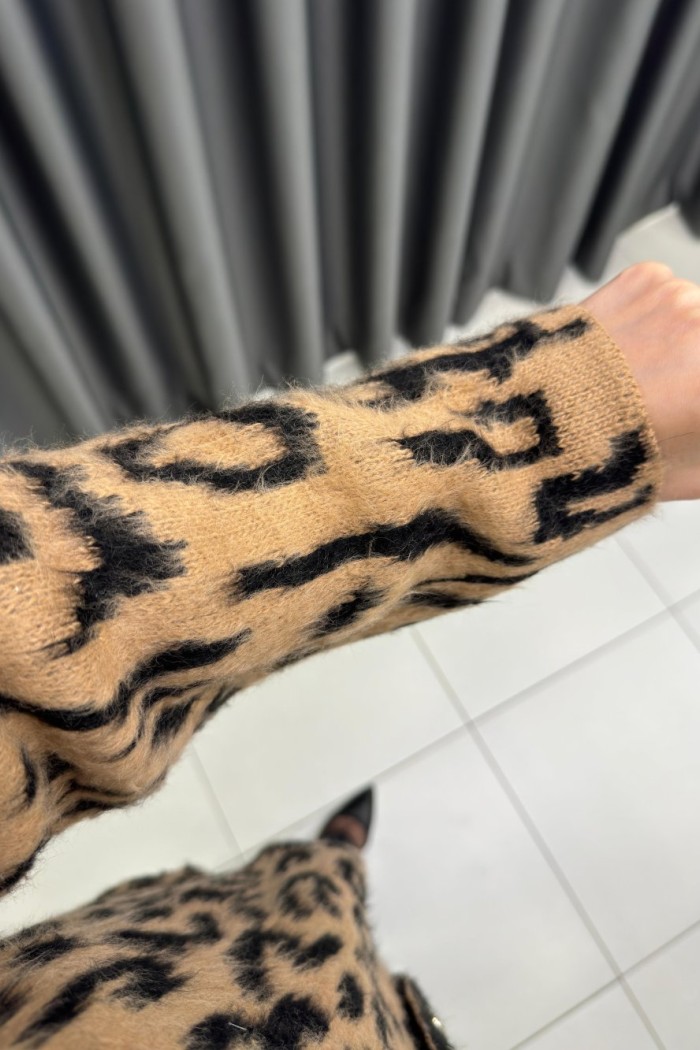 Yakası Kürklü Leopar Hırka  Camel