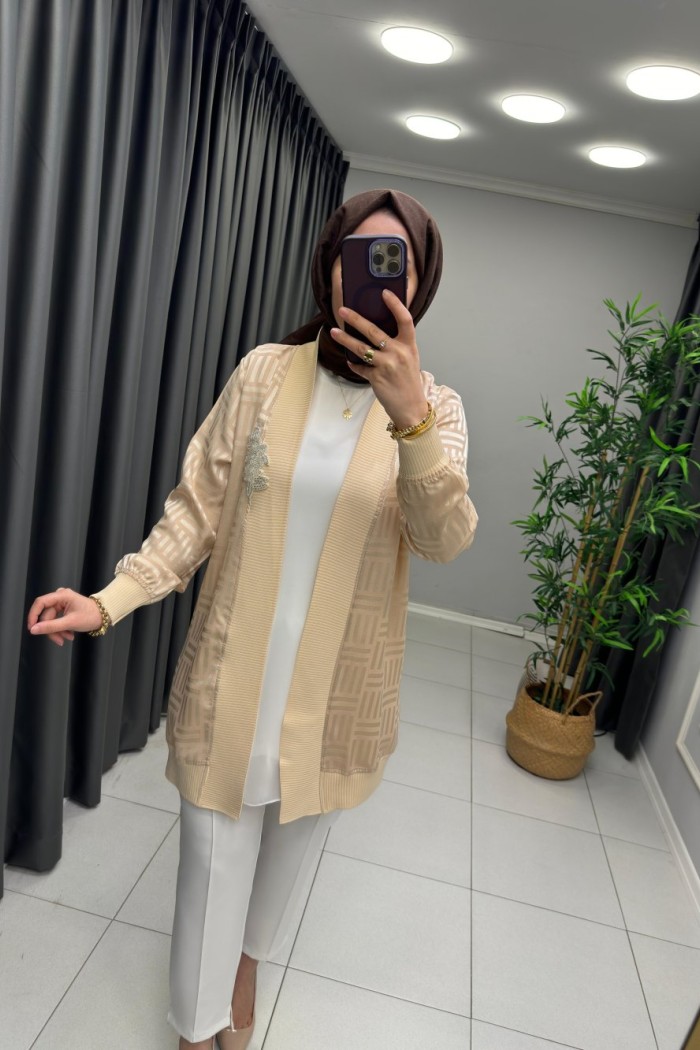 Jakarlı Saten Ceket   Krem