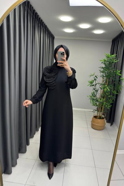  Gül Detay Elbise Siyah