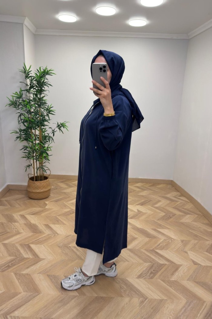 Dora Tensel  Kap Lacivert
