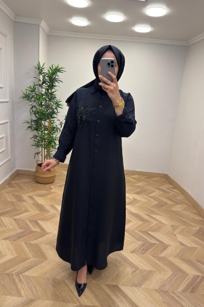Gül Detay Elbise Siyah
